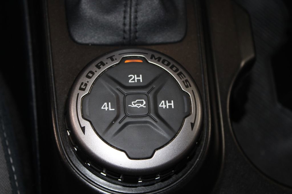 Used 2022 Ford Bronco Outer Banks image 42