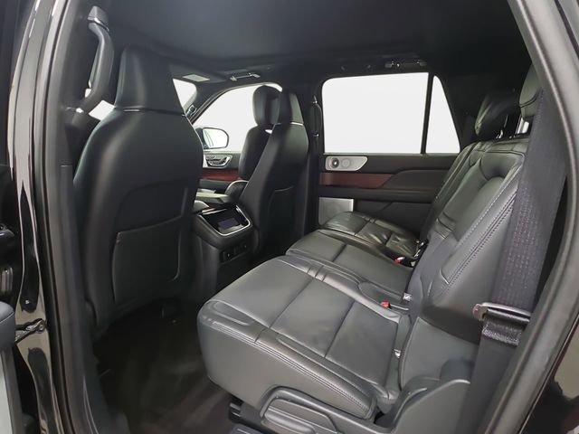 Certified 2023 Lincoln Navigator L Reserve image 10