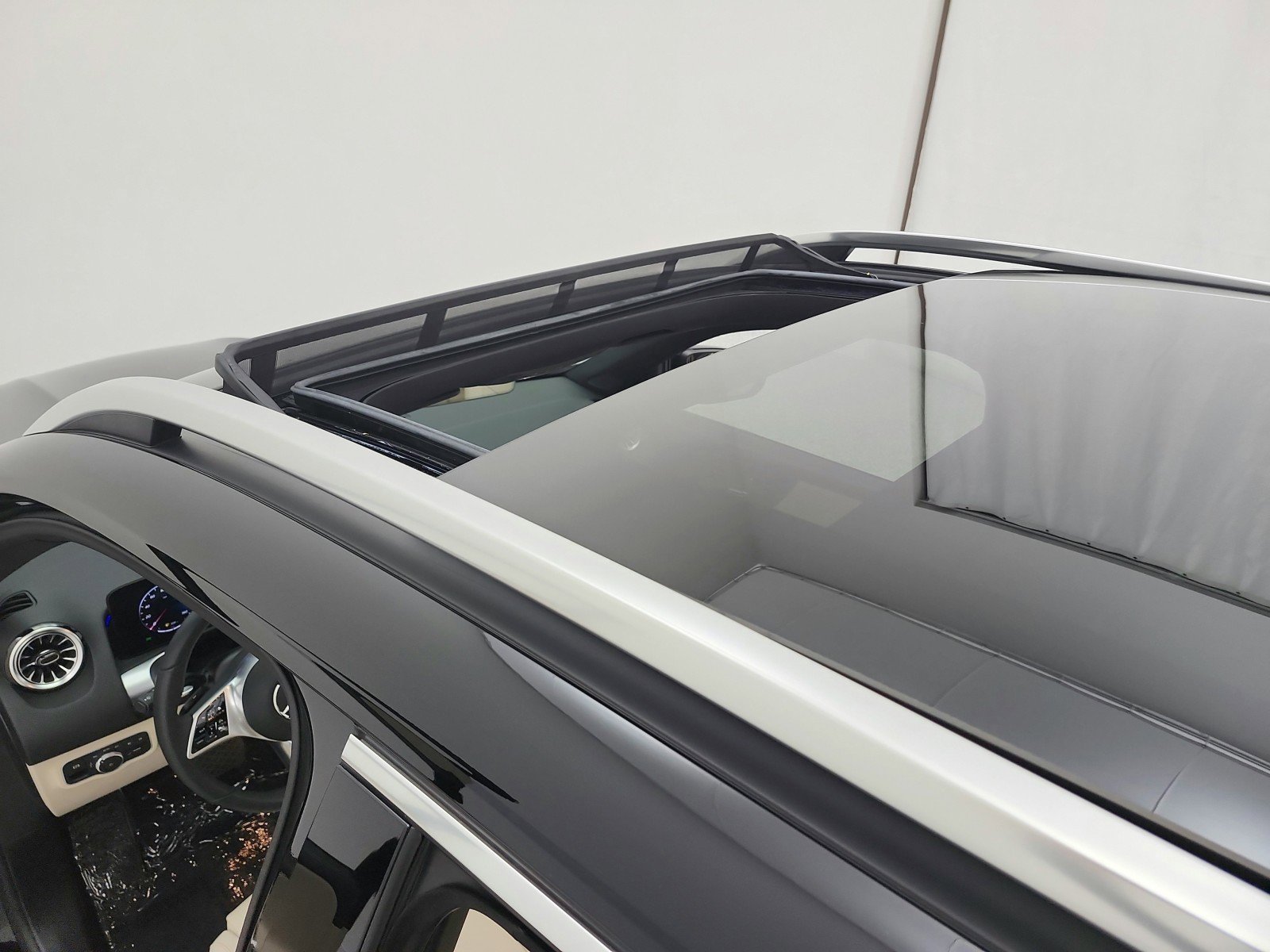 Certified 2025 Mercedes-Benz GLB 250 GLB 250 SUV image 11