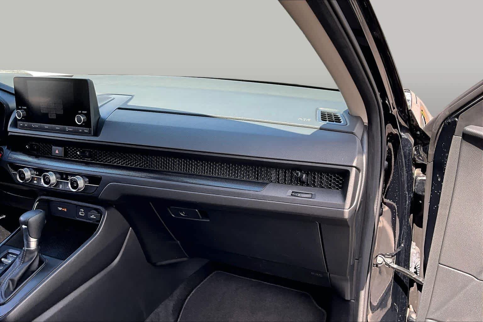 Used 2024 Honda CR-V LX image 18