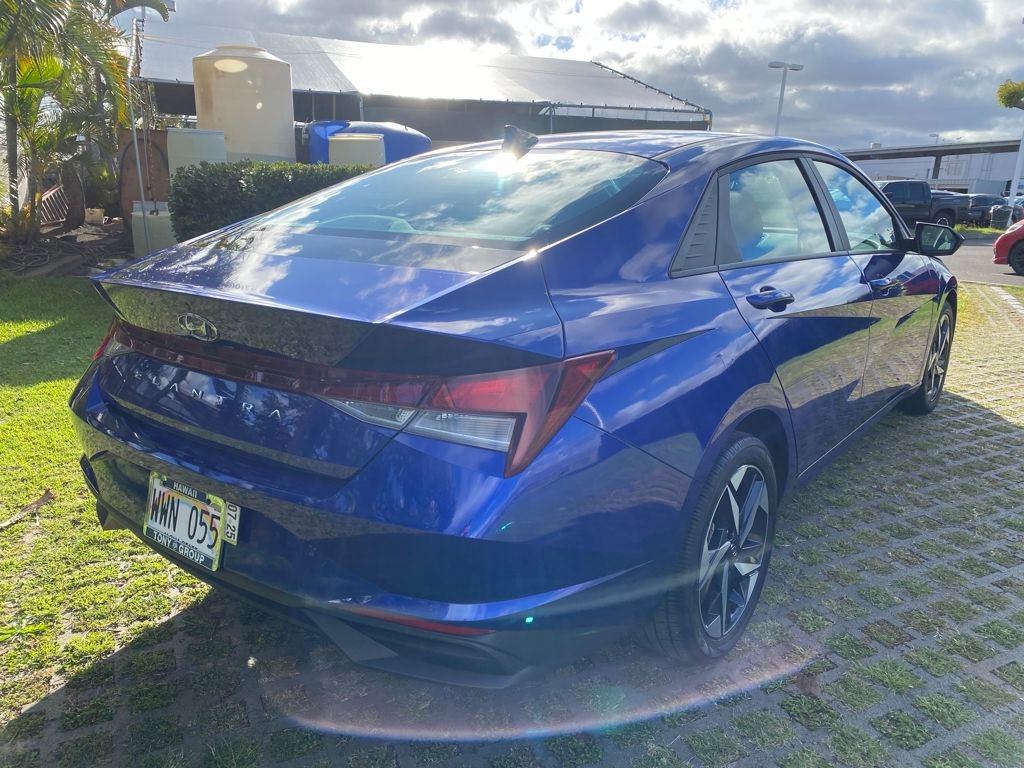 Certified 2023 Hyundai Elantra SEL w/ Convenience Package FWD image 7