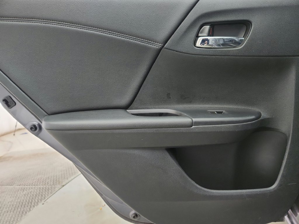 Used 2017 Honda Accord EX-L image 26
