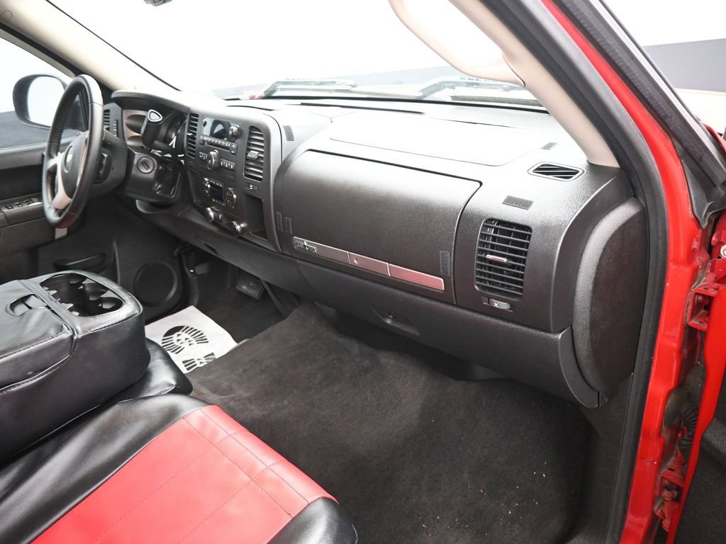 Used 2013 Chevrolet Silverado 1500 LT image 5