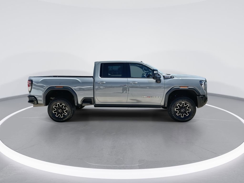 Used 2025 GMC Sierra 2500 AT4X image 9