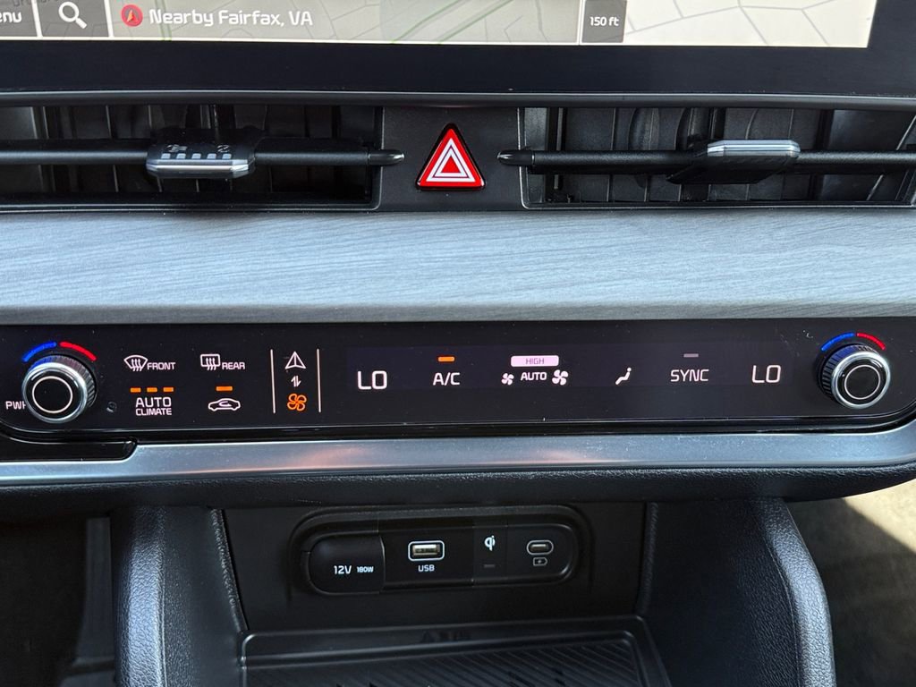 Certified 2024 Kia Sportage X-Line w/ X-Line Premium Package image 17