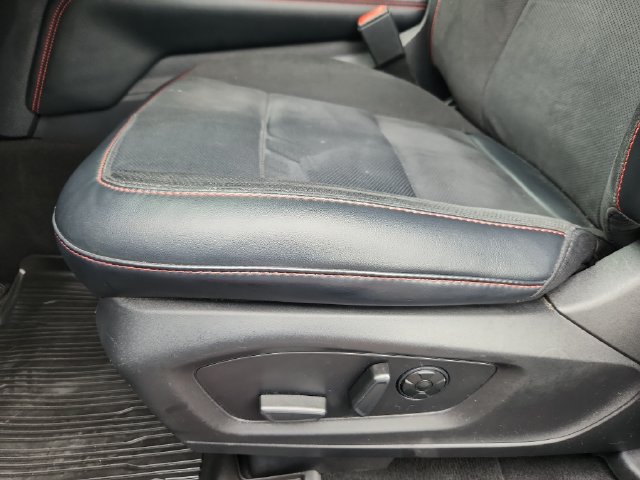 Used 2025 Ford Explorer ST AWD/4WD image 14