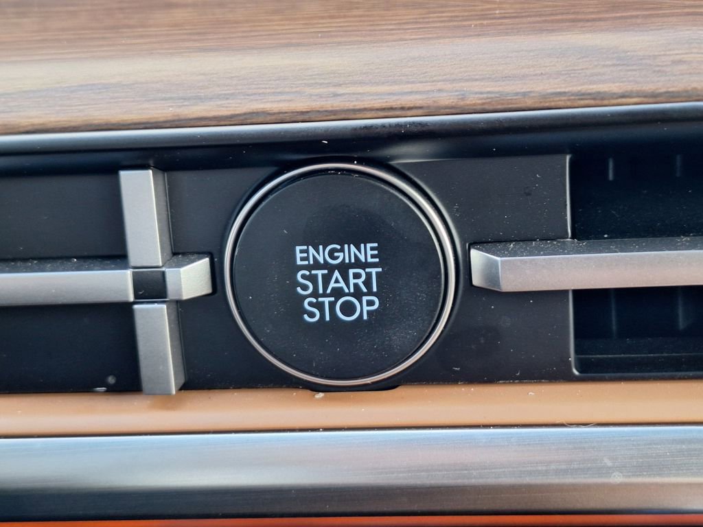 New 2025 Hyundai Santa Fe Limited image 23