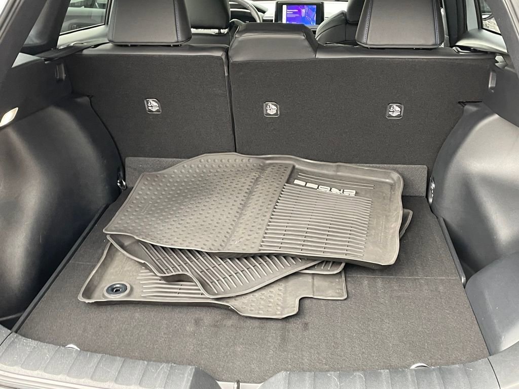 Used 2023 Toyota Corolla Cross XSE image 37