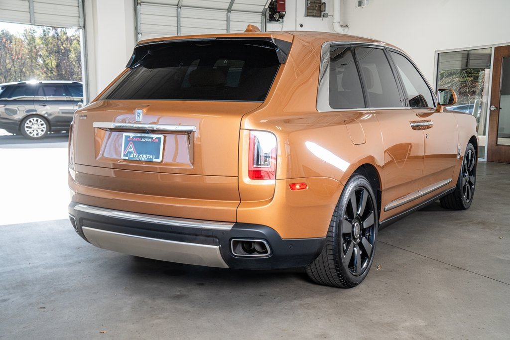 Used 2023 Rolls-Royce Cullinan w/ Cullinan Package image 6