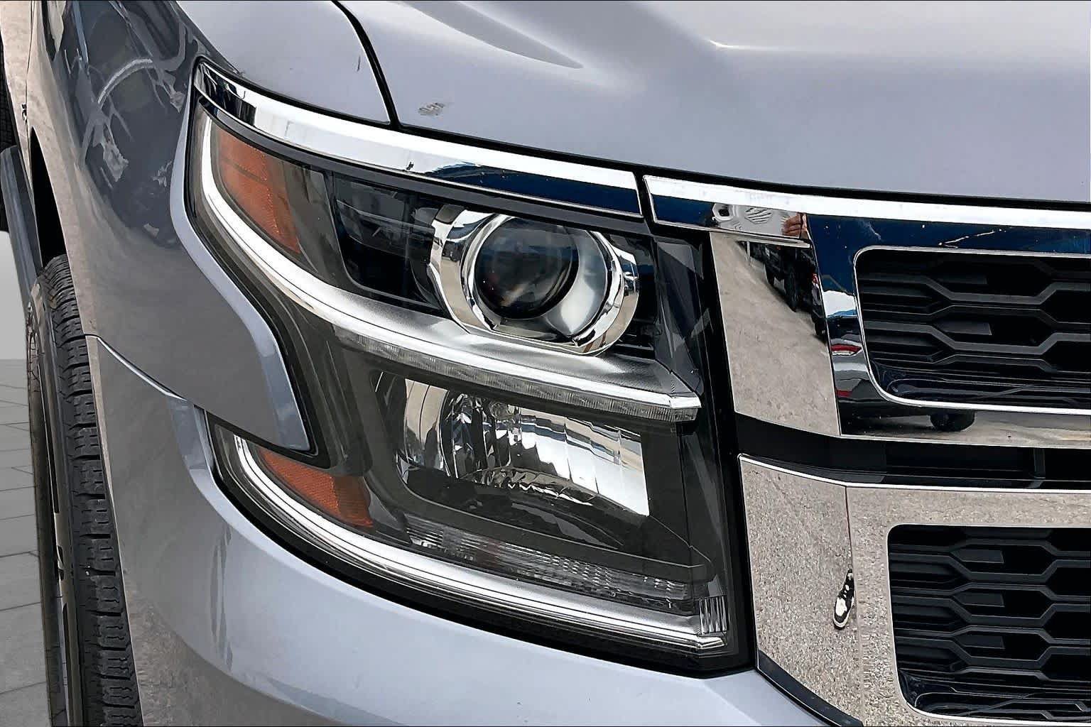 Used 2020 Chevrolet Tahoe LT w/ Luxury Package RWD image 27