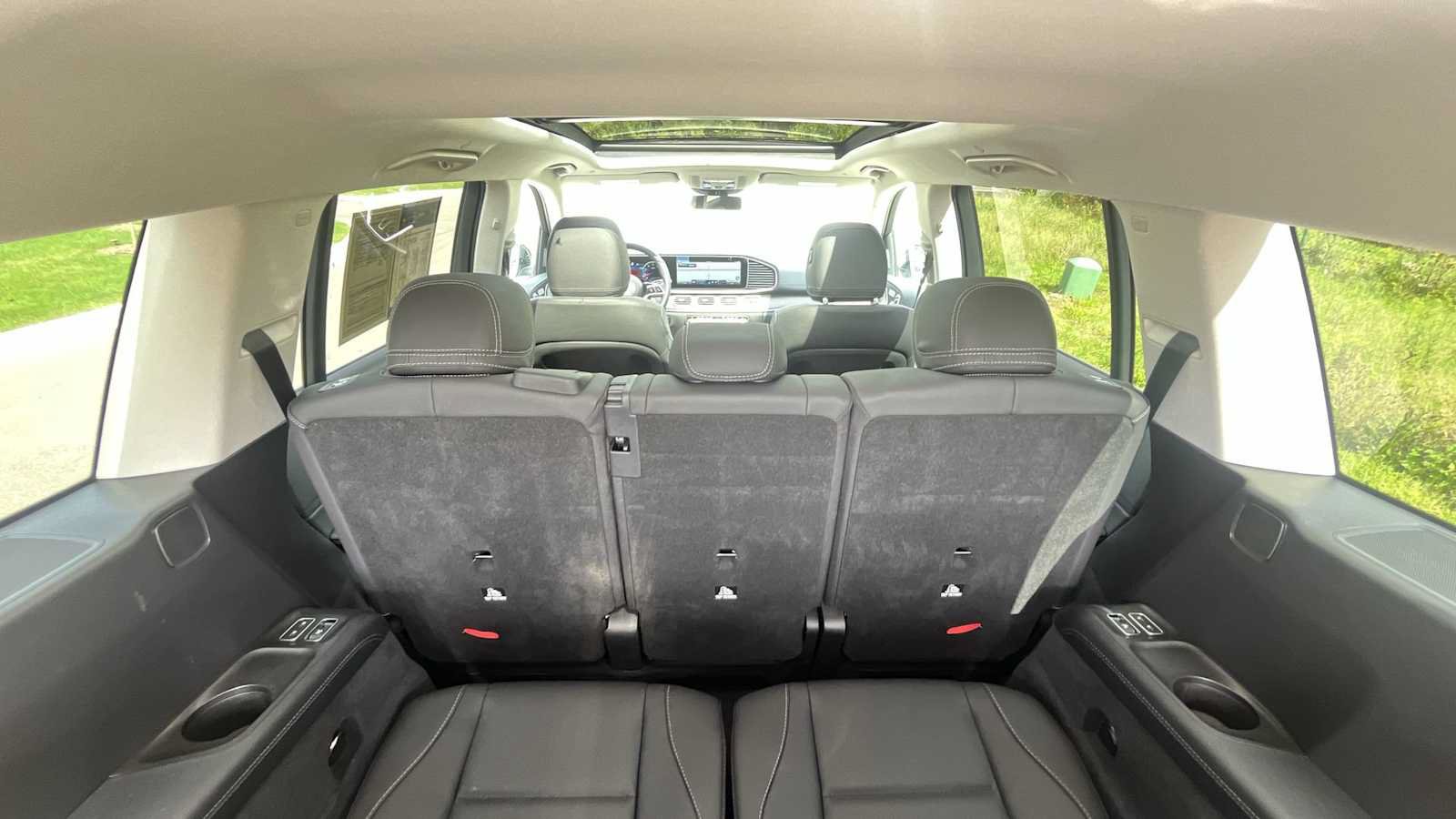 Used 2026 Mercedes-Benz GLS 450 4MATIC image 13