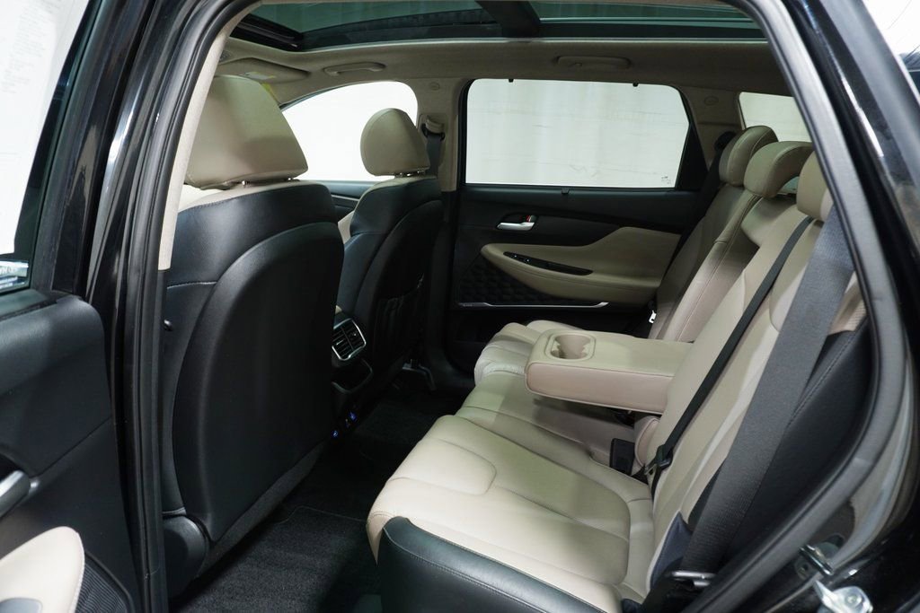 Used 2020 Hyundai Santa Fe Limited image 15