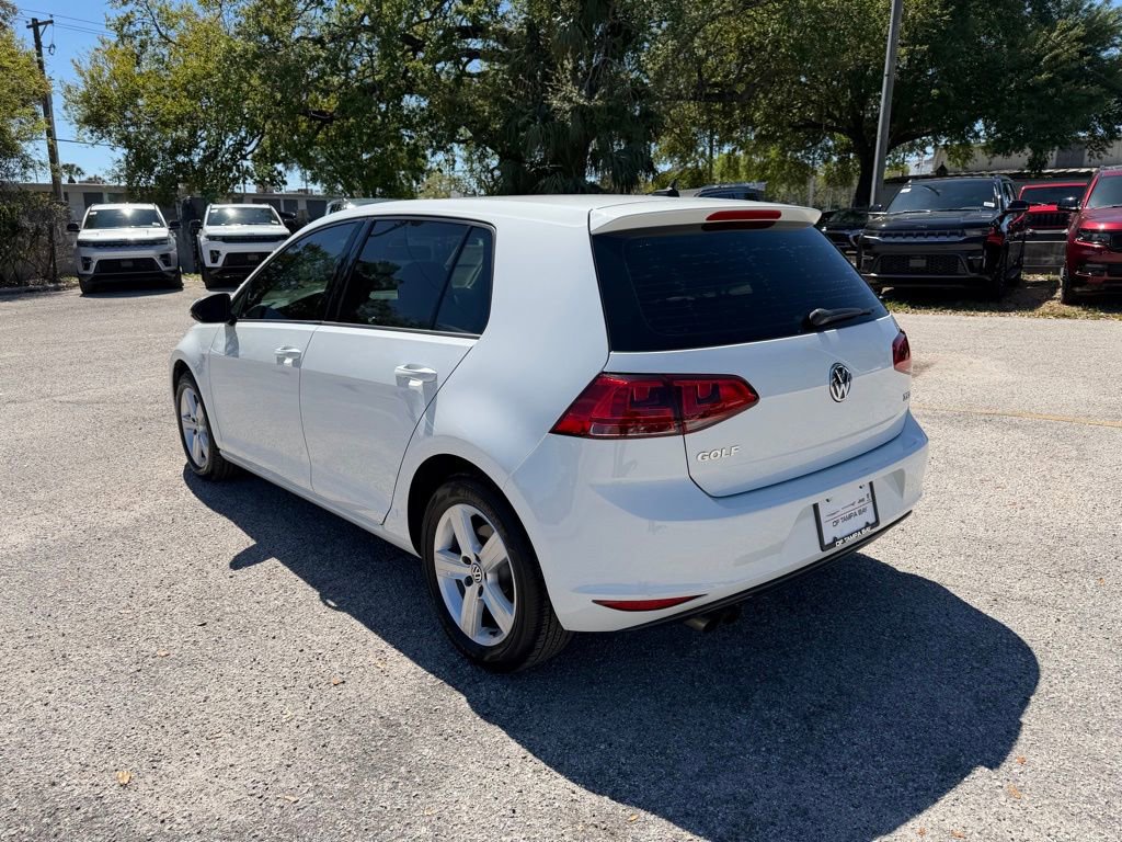 Used 2017 Volkswagen Golf S image 4