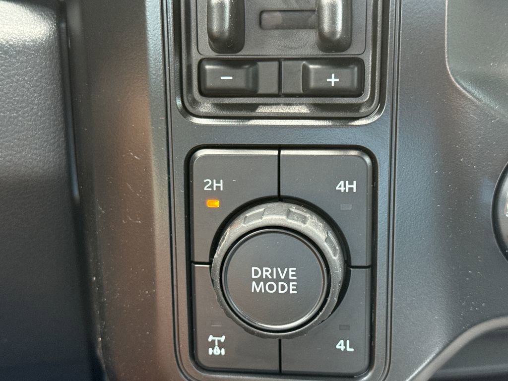 New 2026 Ford F350 Platinum image 37