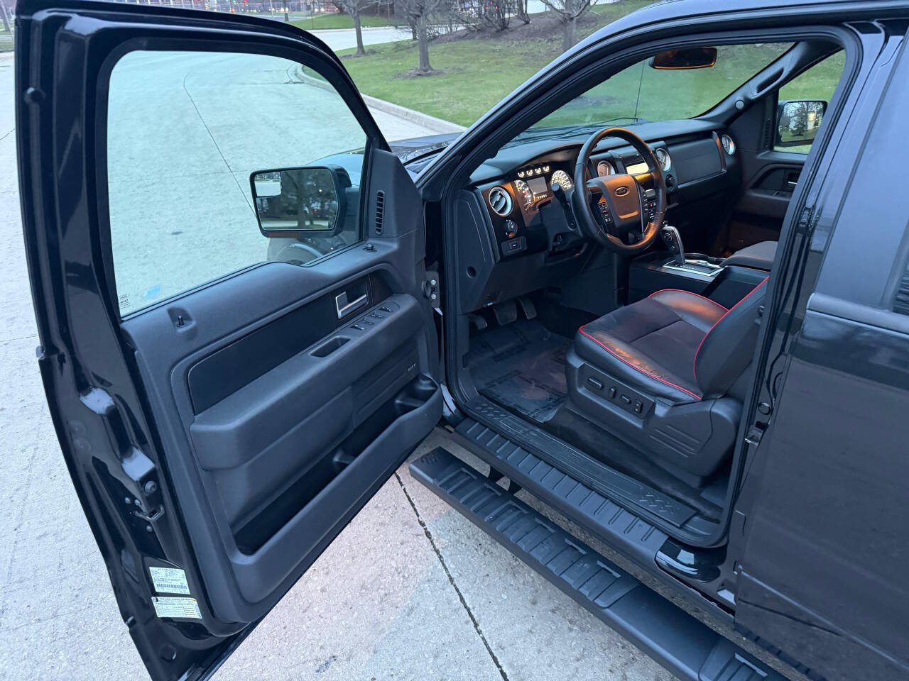 Used 2014 Ford F150 FX4 w/ Equipment Group 402A Luxury image 26