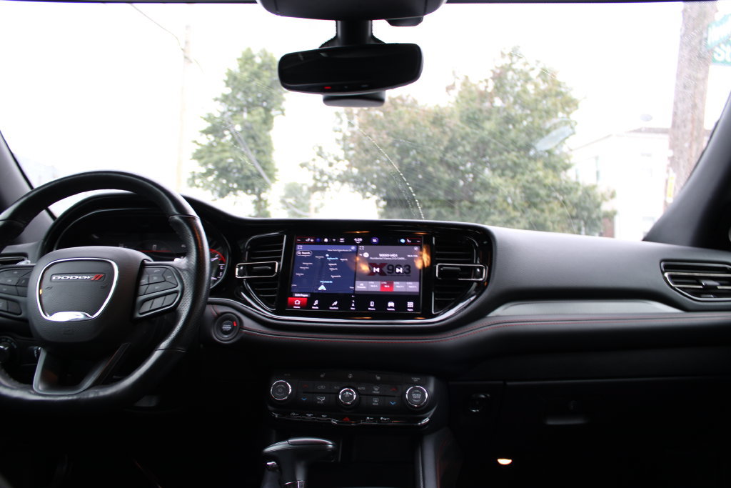 Used 2025 Dodge Durango GT RWD image 28