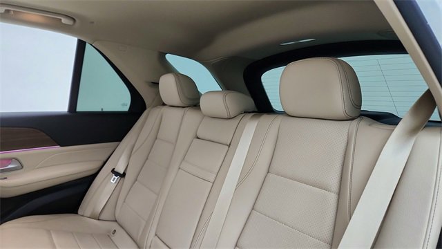 Used 2025 Mercedes-Benz GLE 350 4MATIC w/ AMG Line Exterior image 29