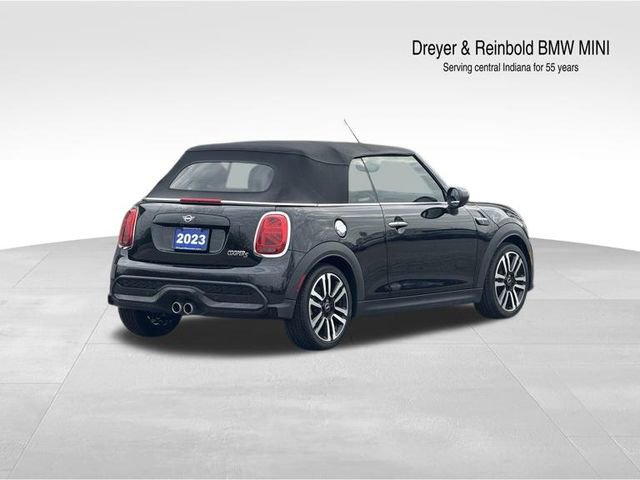 Used 2023 MINI Cooper S w/ Signature Upholstery Package image 4