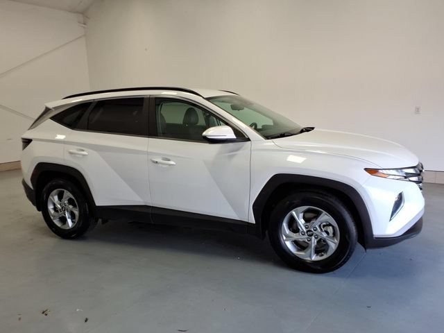 Used 2022 Hyundai Tucson SEL FWD image 2