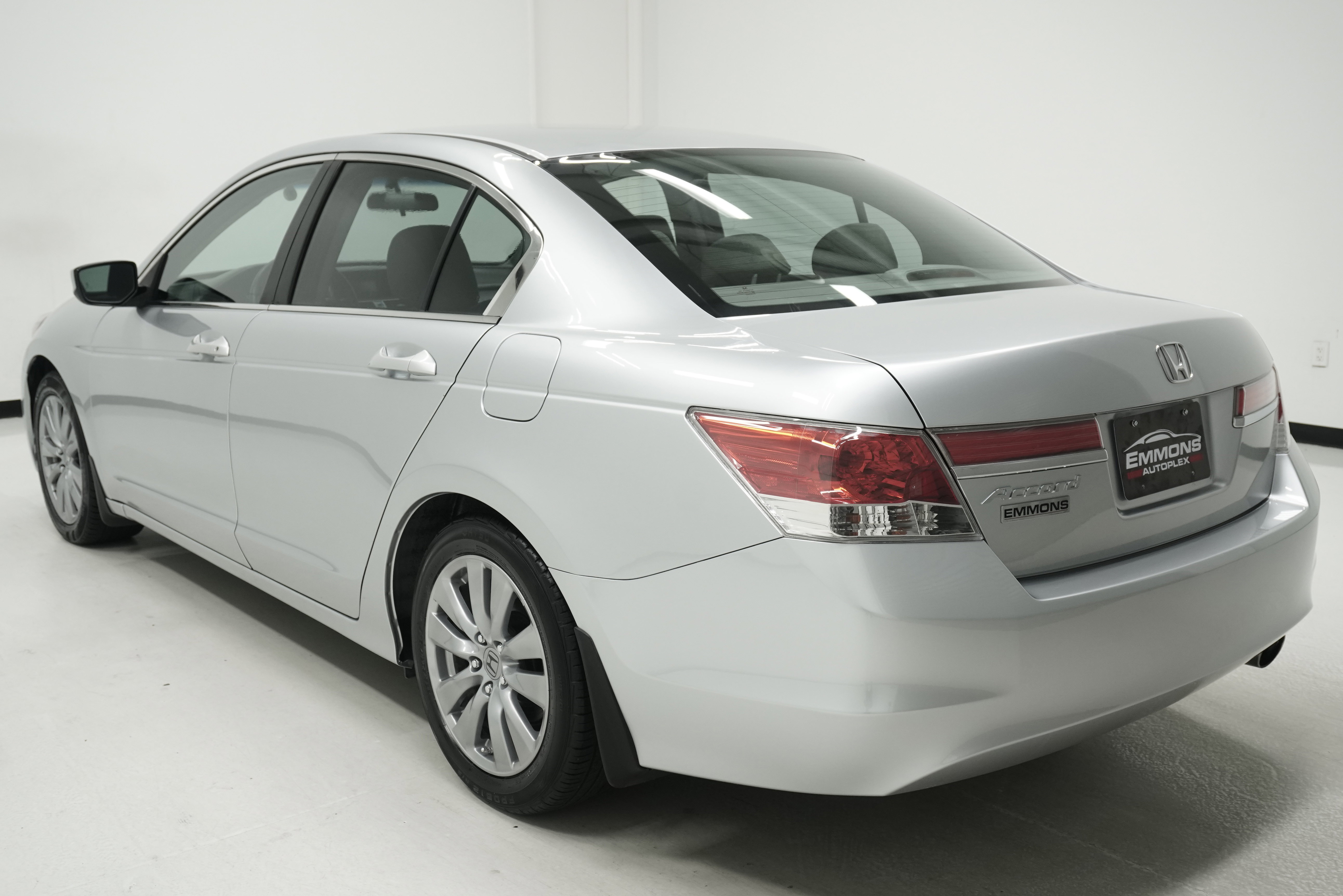 Used 2012 Honda Accord EX image 6