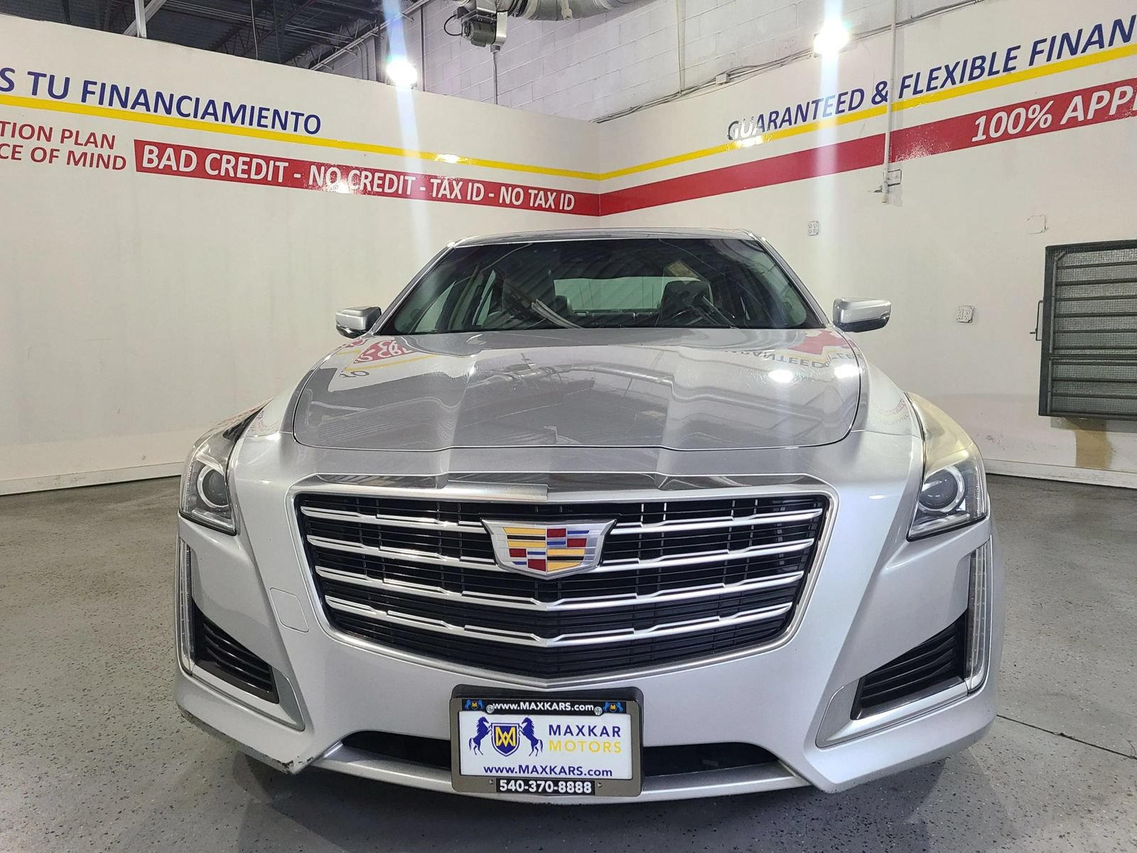 Used 2019 Cadillac CTS Luxury RWD image 2