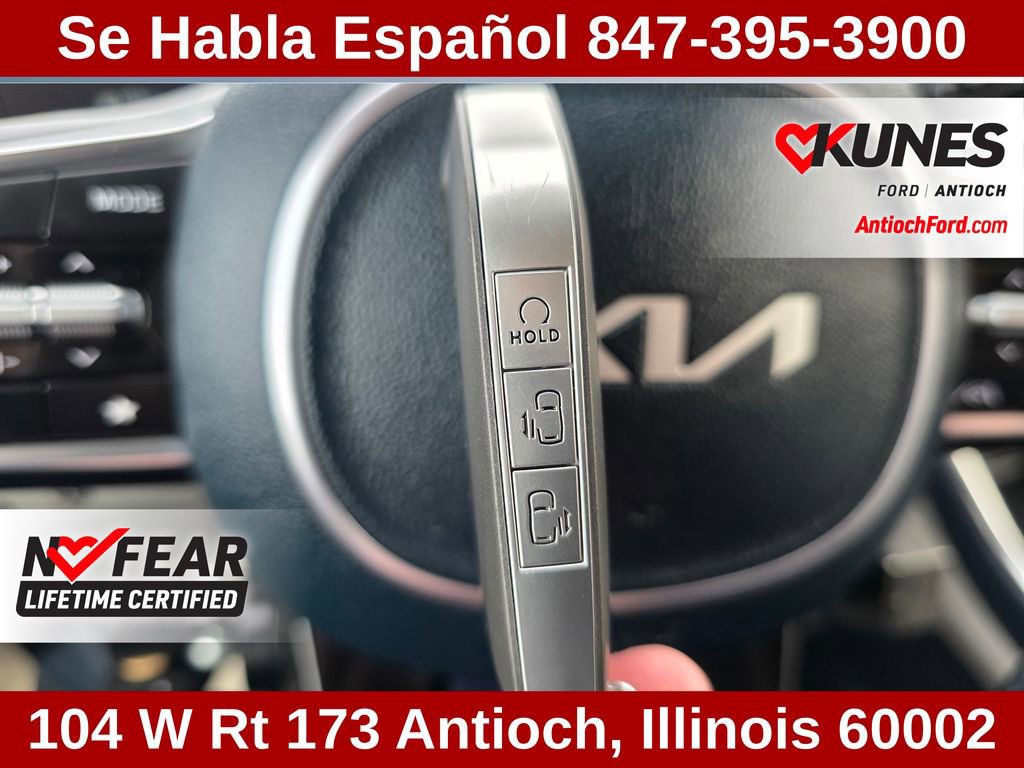 Used 2025 Kia Carnival SX Prestige image 87