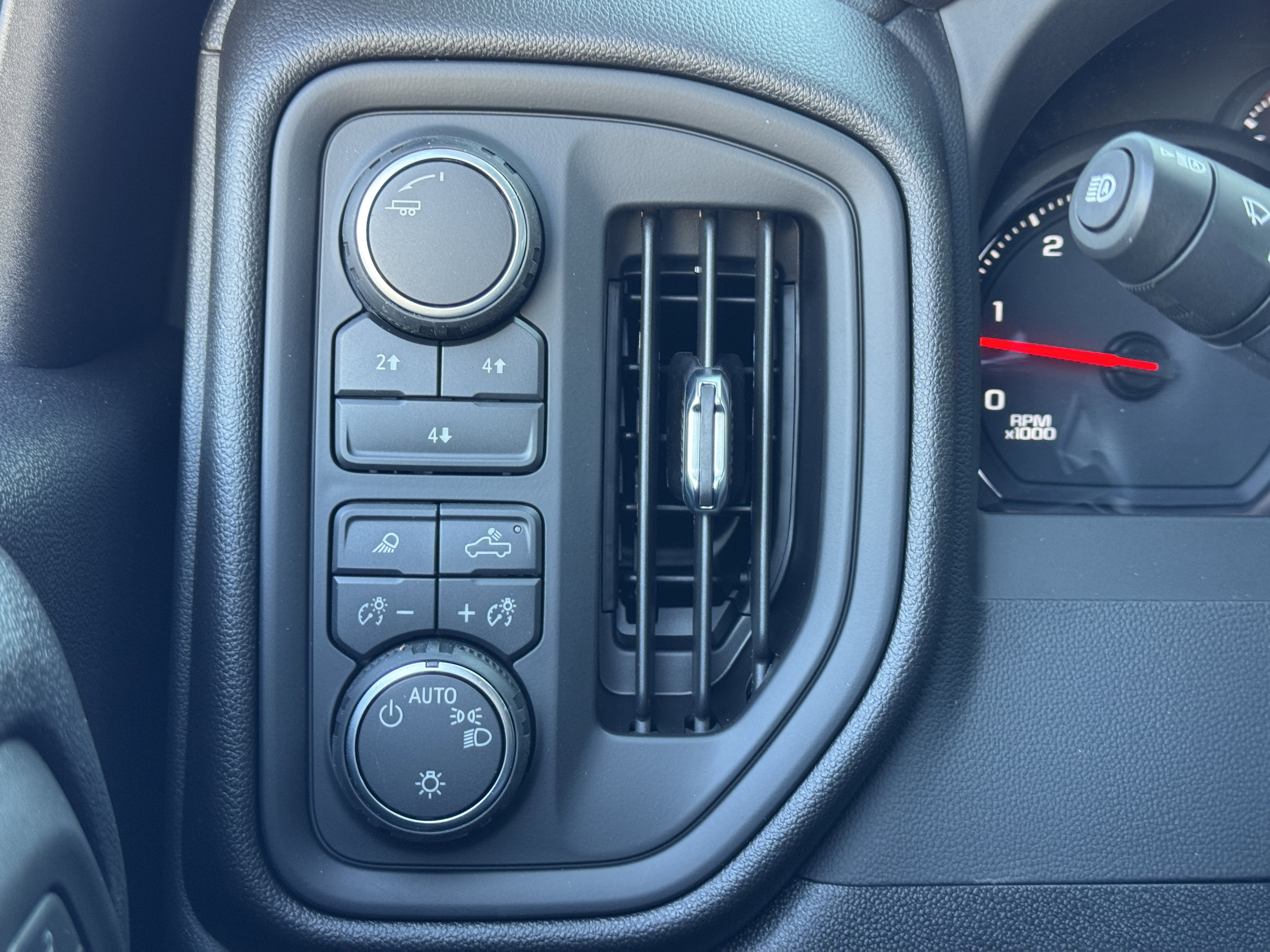 New 2026 Chevrolet Silverado 2500 Custom w/ Custom Value Package image 25