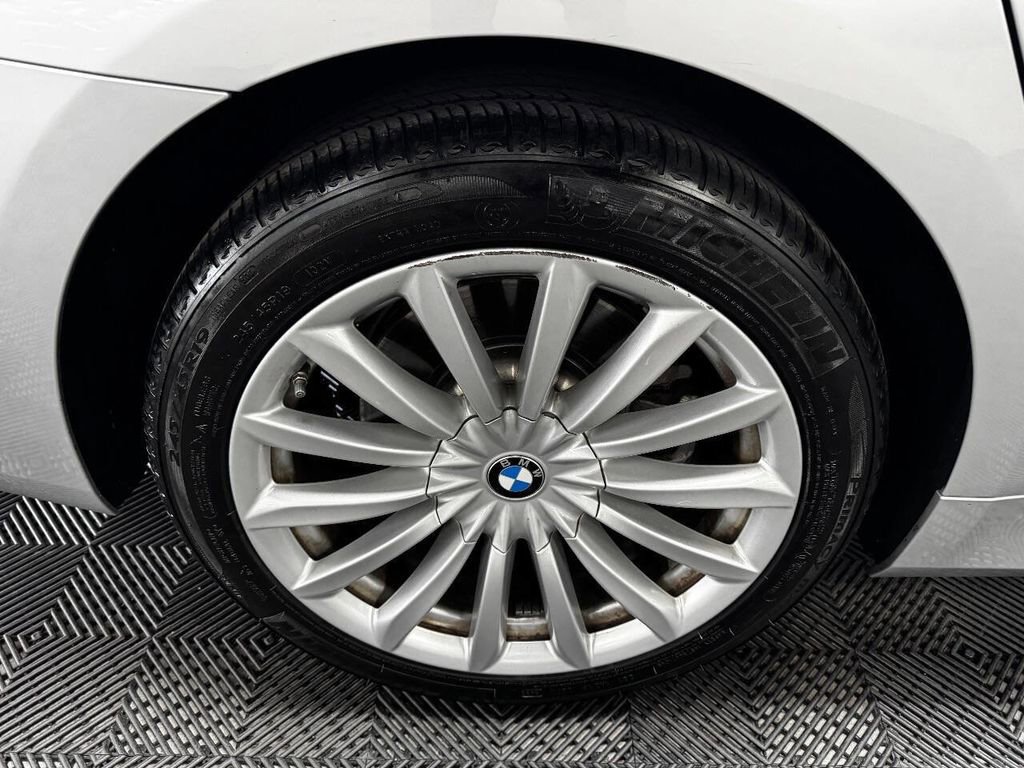 Used 2020 BMW 740i image 19