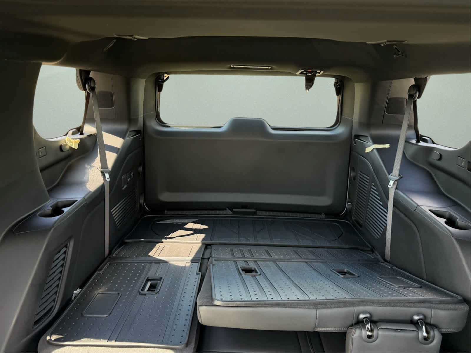 New 2026 Chevrolet Tahoe High Country AWD/4WD image 29
