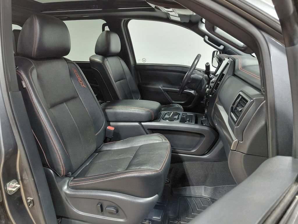 Used 2020 Nissan Titan PRO-4X AWD/4WD image 36