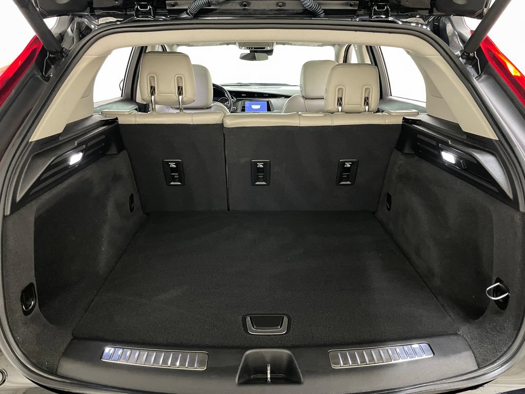 Certified 2020 Cadillac XT4 Premium Luxury w/ Driver Awareness Package AWD/4WD image 47