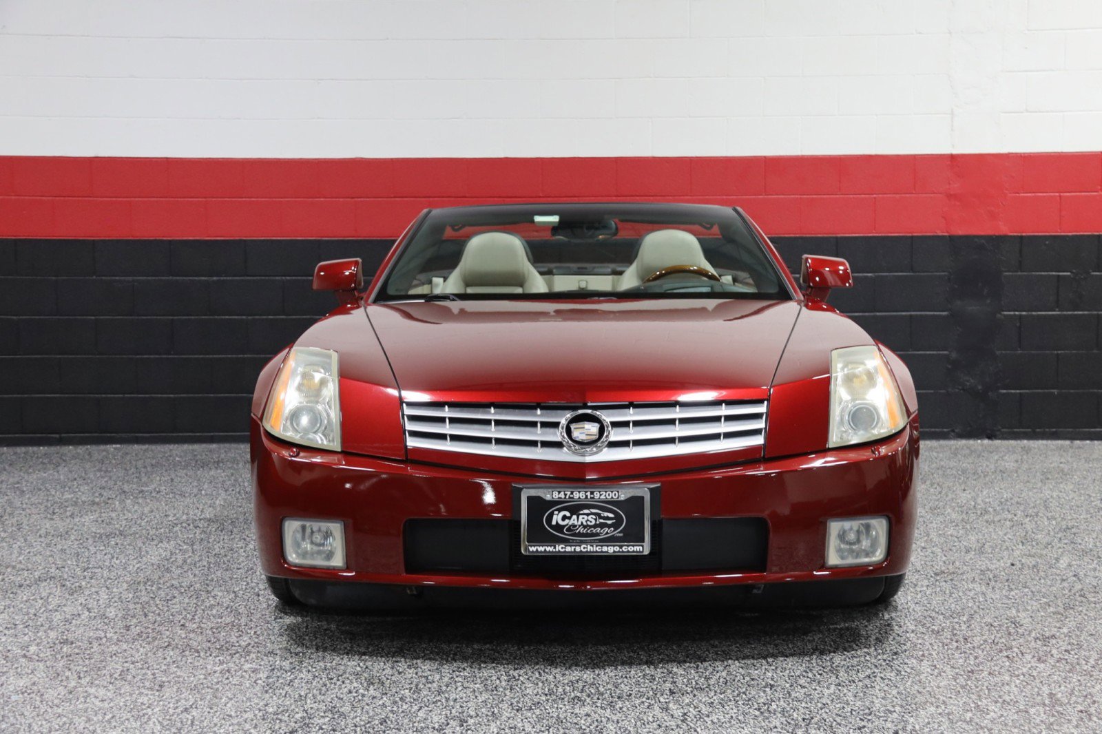 Used 2006 Cadillac XLR image 11