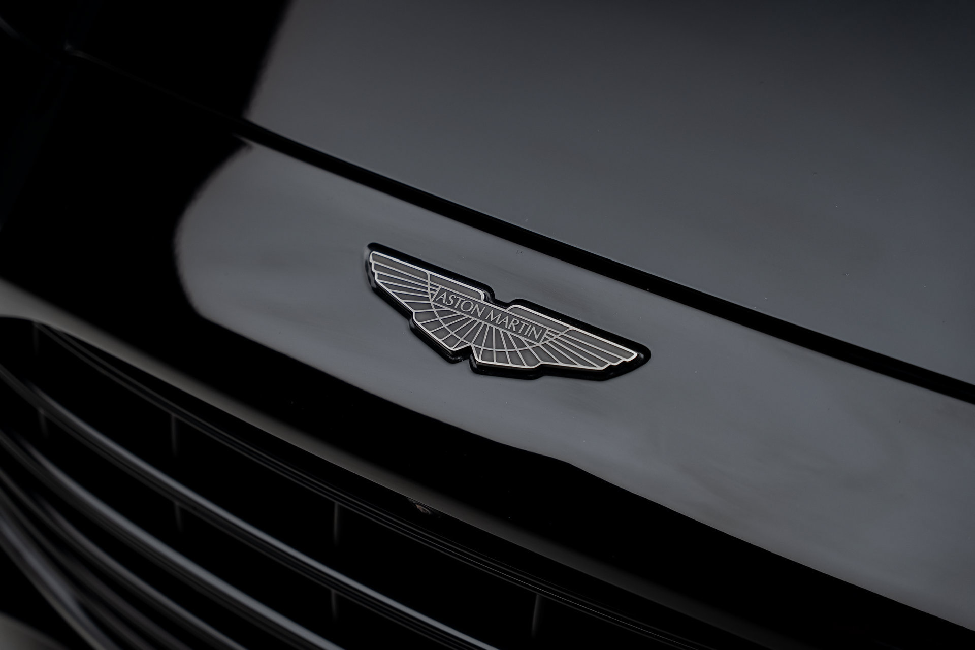 Used 2023 Aston Martin DBX 707 AWD/4WD image 12