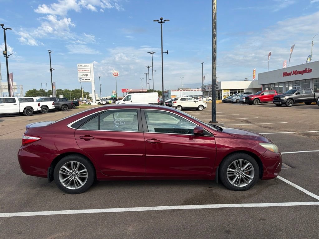 Used 2016 Toyota Camry SE FWD image 6