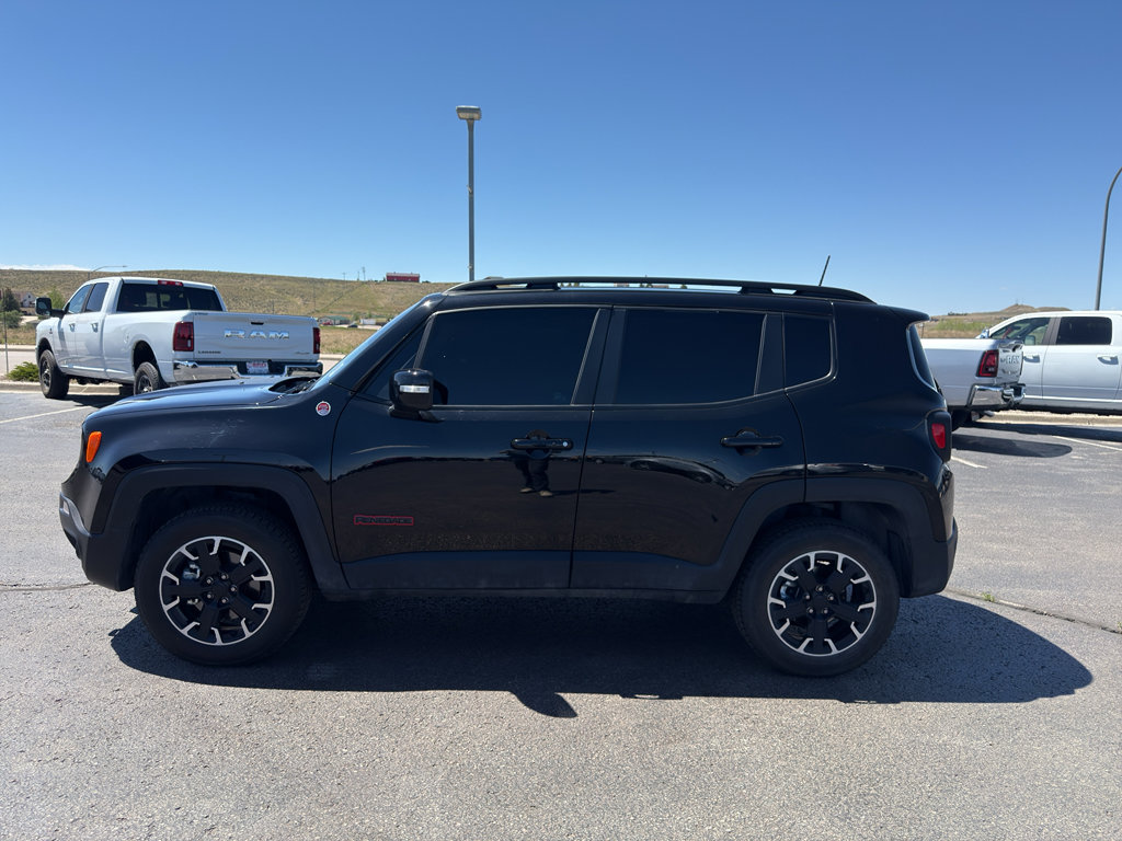 Certified 2023 Jeep Renegade Trailhawk AWD/4WD image 8