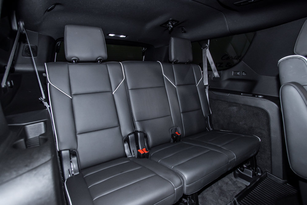 Used 2026 Cadillac Escalade ESV Sport w/ Touring Package AWD/4WD image 17