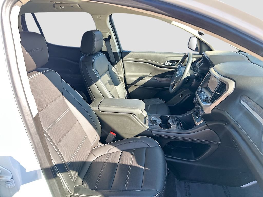 Used 2023 GMC Acadia Denali w/ Denali Ultimate Package image 32