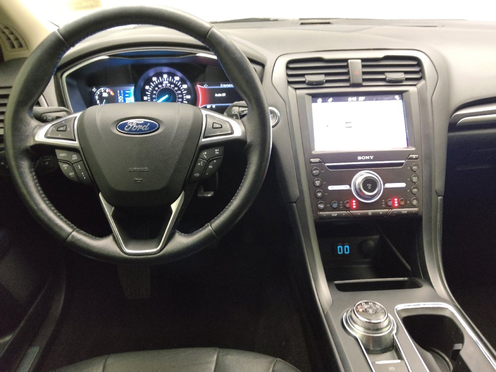Used 2019 Ford Fusion Titanium AWD/4WD image 22