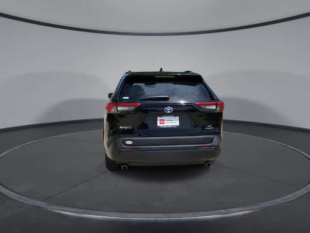 Certified 2024 Toyota RAV4 LE AWD/4WD image 7