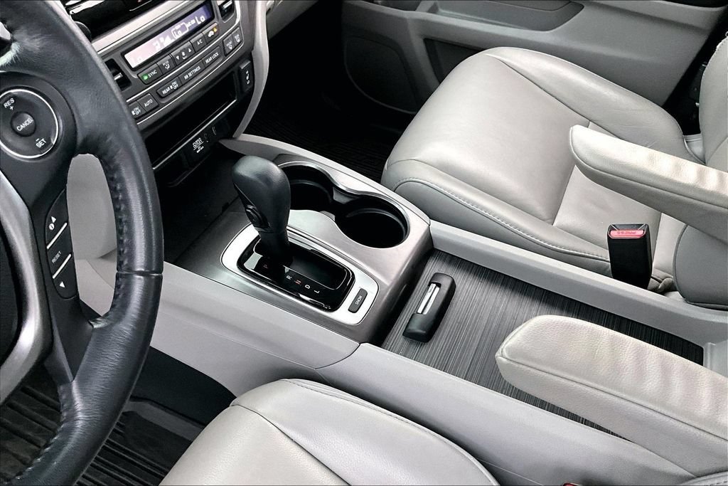 Used 2017 Honda Pilot EX-L image 18