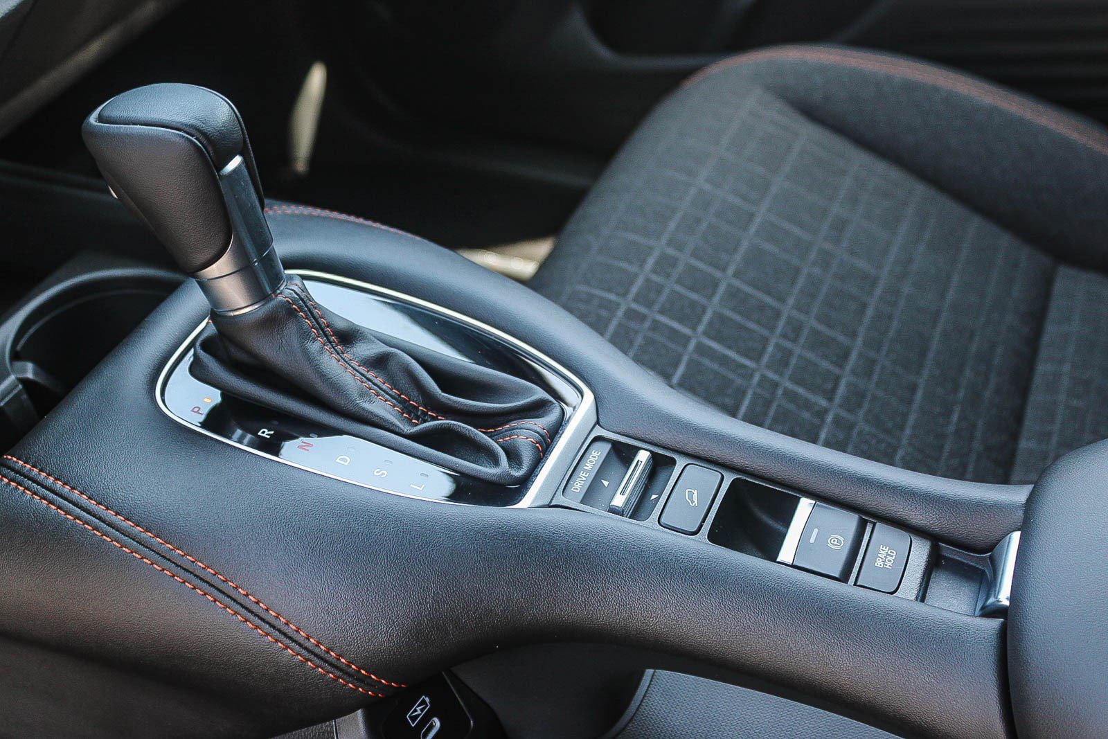 Certified 2025 Honda HR-V Sport image 20