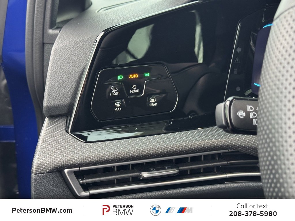 Used 2024 Volkswagen Golf R image 26