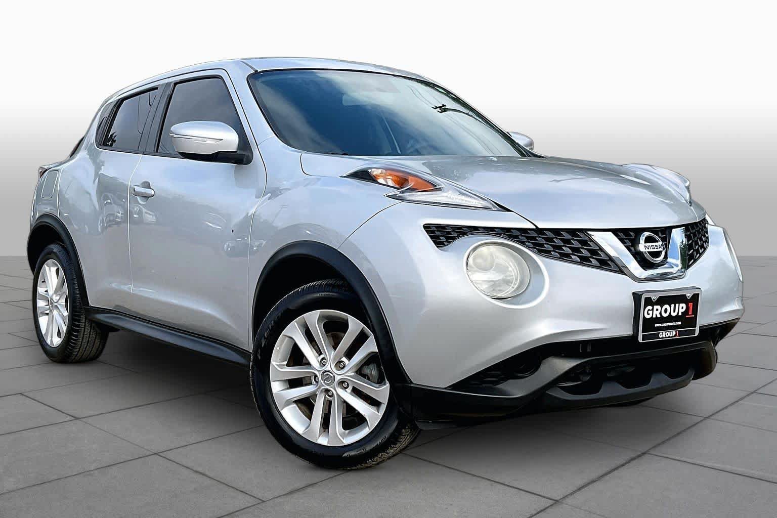 Used 2017 Nissan Juke S FWD image 3