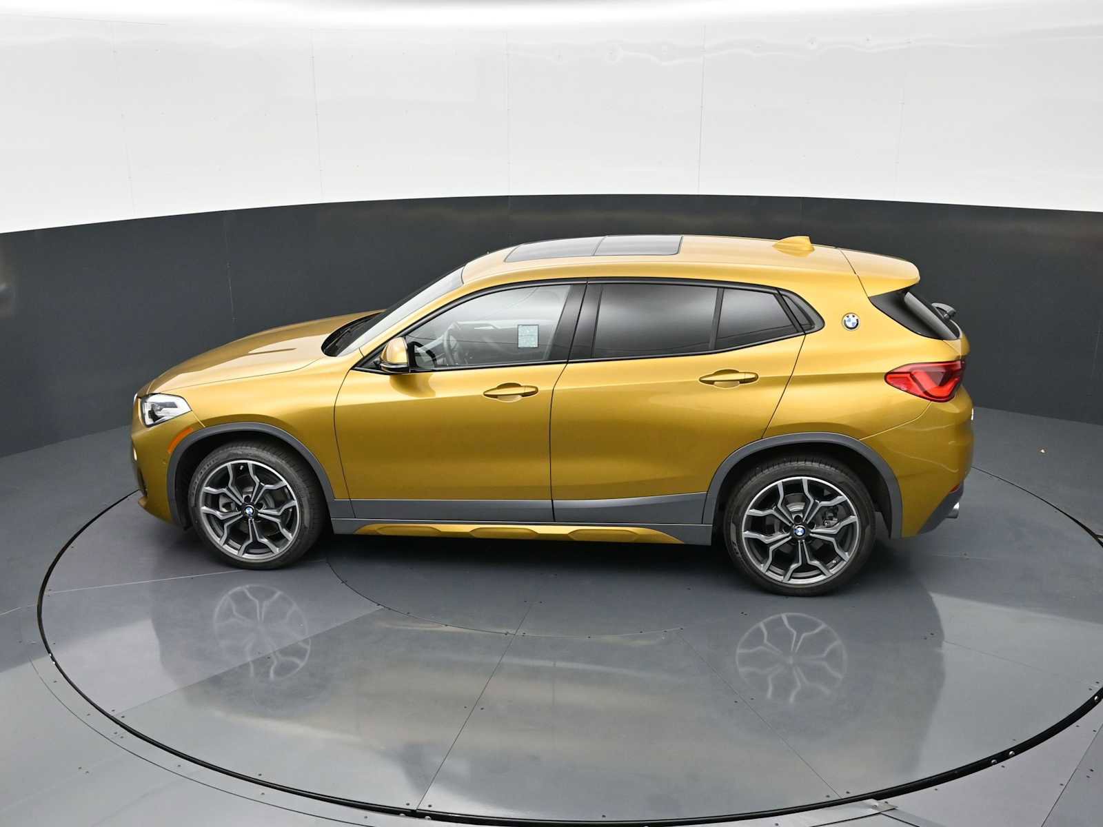 Used 2018 BMW X2 xDrive28i w/ M SportX Package AWD/4WD image 24