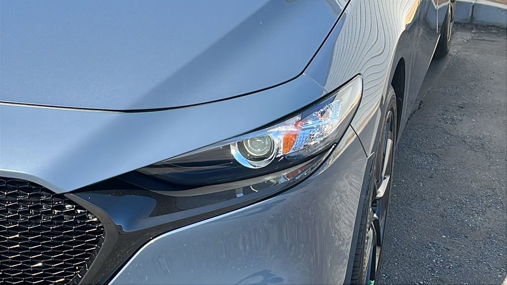 New 2025 MAZDA MAZDA3 Carbon AWD/4WD image 4