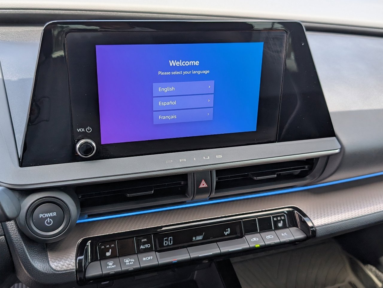 Used 2023 Toyota Prius XLE FWD image 17
