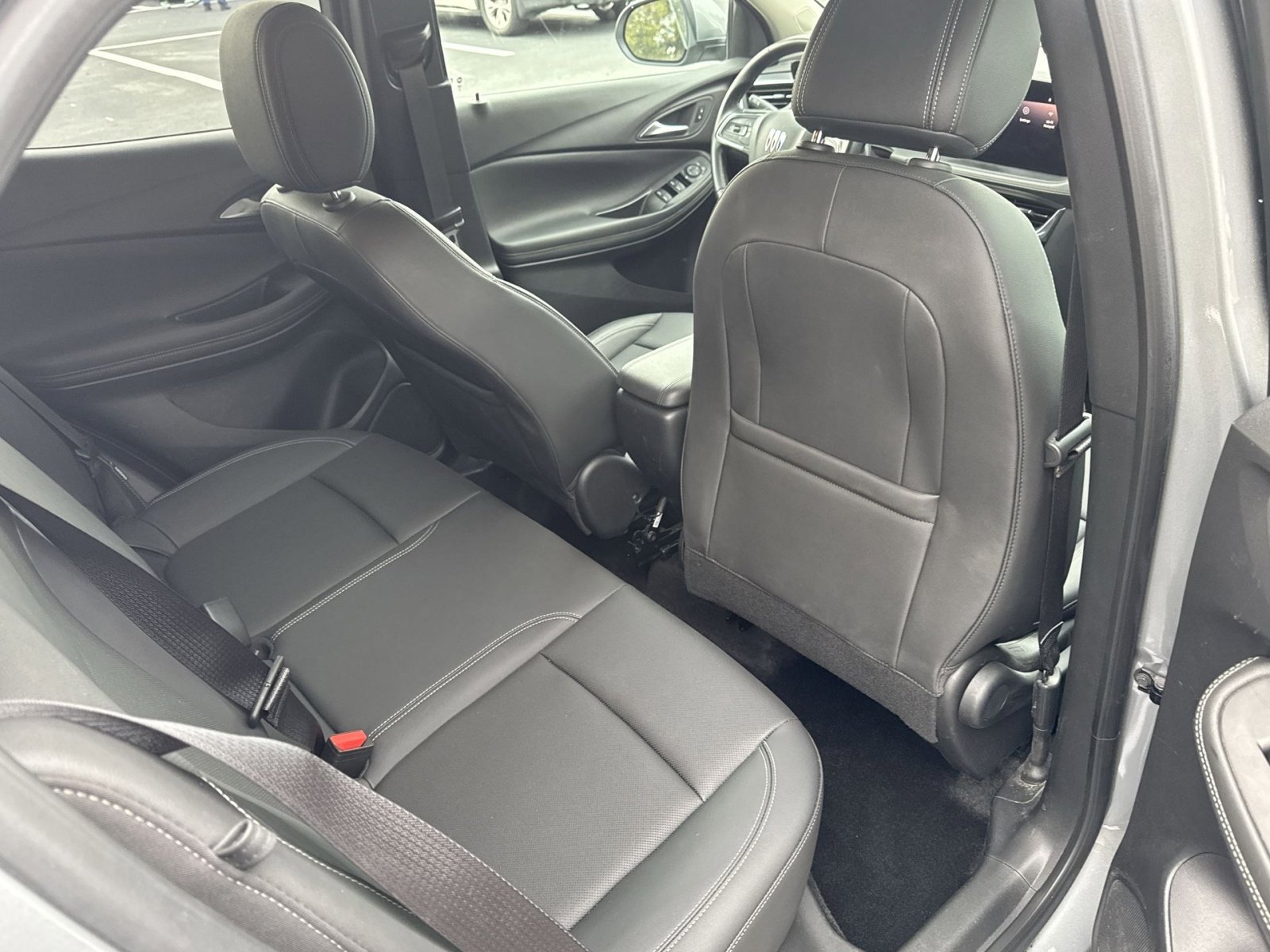 Used 2024 Buick Encore GX Sport Touring image 30