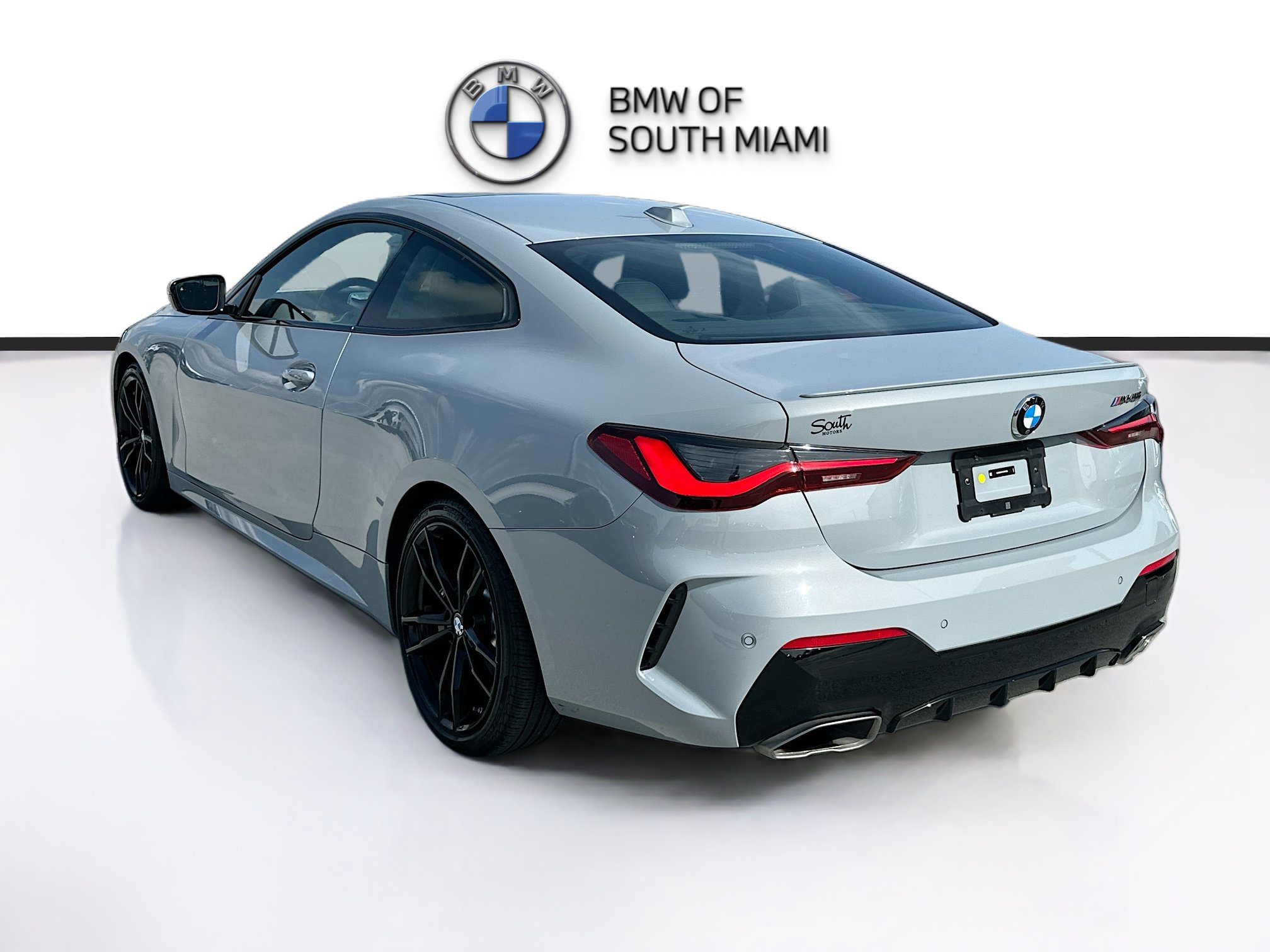 Used 2024 BMW M440i Coupe RWD image 5