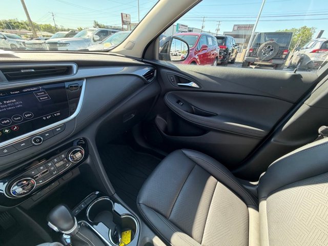 Used 2023 Buick Encore GX Essence w/ Experience Buick Package AWD/4WD image 40
