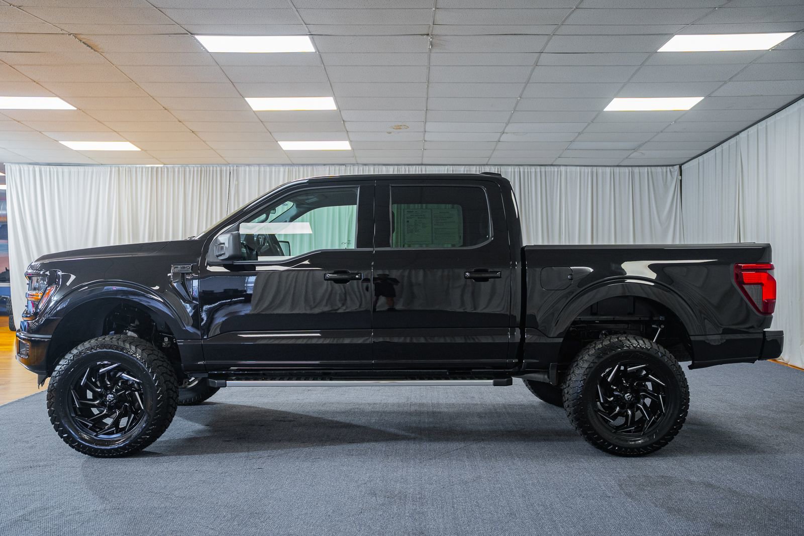 Certified 2025 Ford F150 XLT w/ Equipment Group 301A Standard AWD/4WD image 5